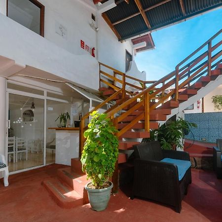 Hostal North Seymour Puerto Ayora  Esterno foto